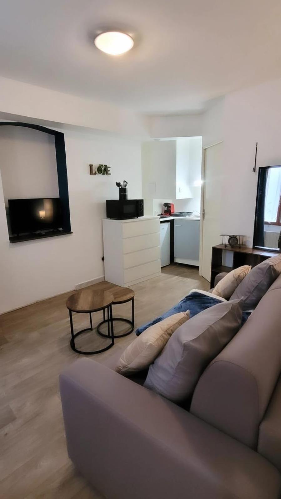 Studio B Aux Pieds Des Thermes Néris-les-Bains Extérieur photo