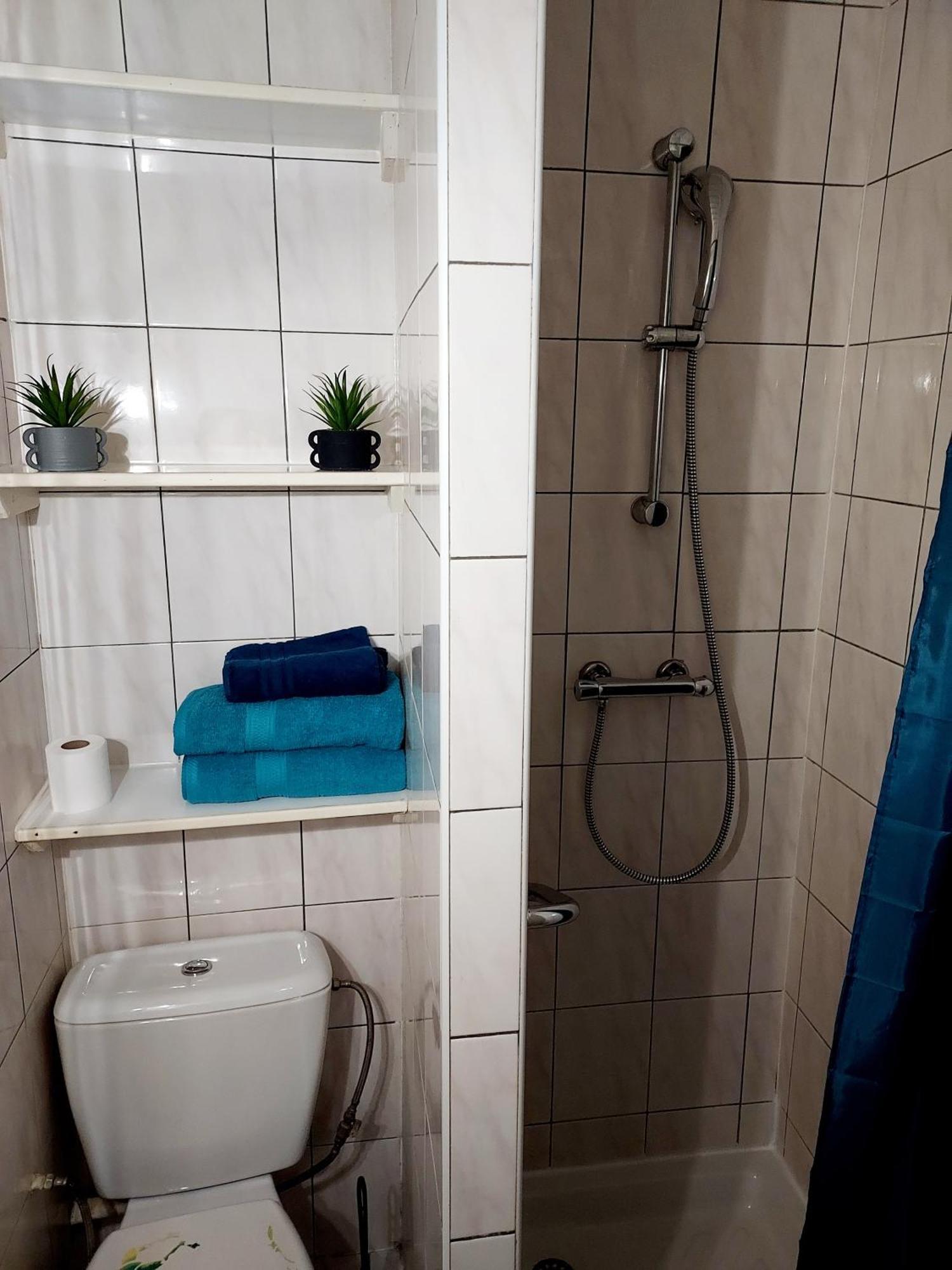 Studio B Aux Pieds Des Thermes Néris-les-Bains Extérieur photo