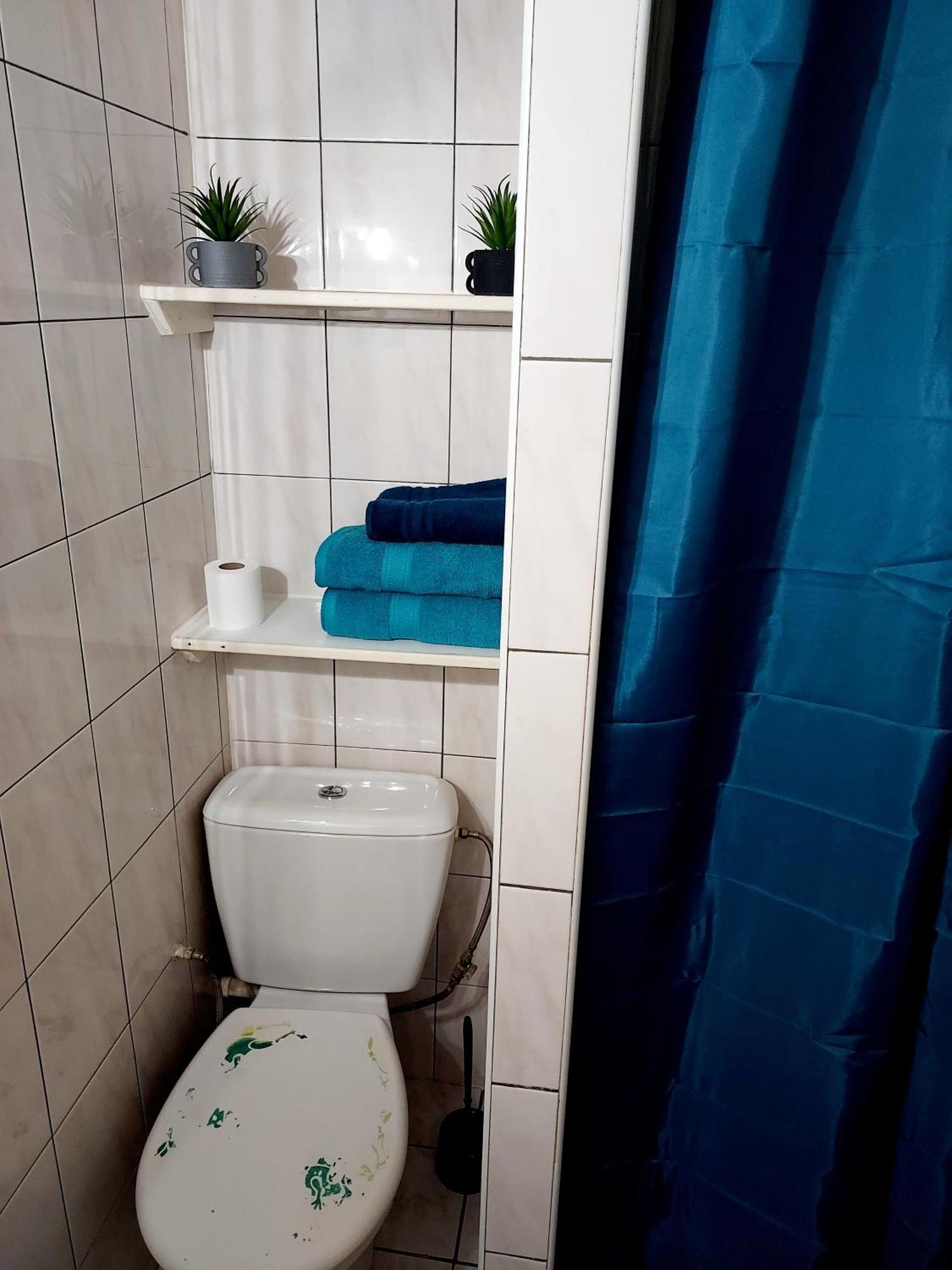 Studio B Aux Pieds Des Thermes Néris-les-Bains Extérieur photo